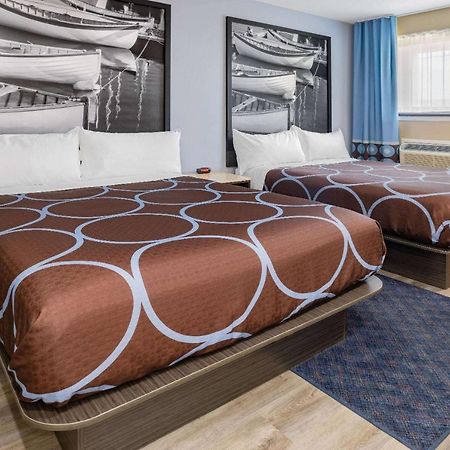 Super 8 By Wyndham Lindenhurst Luaran gambar